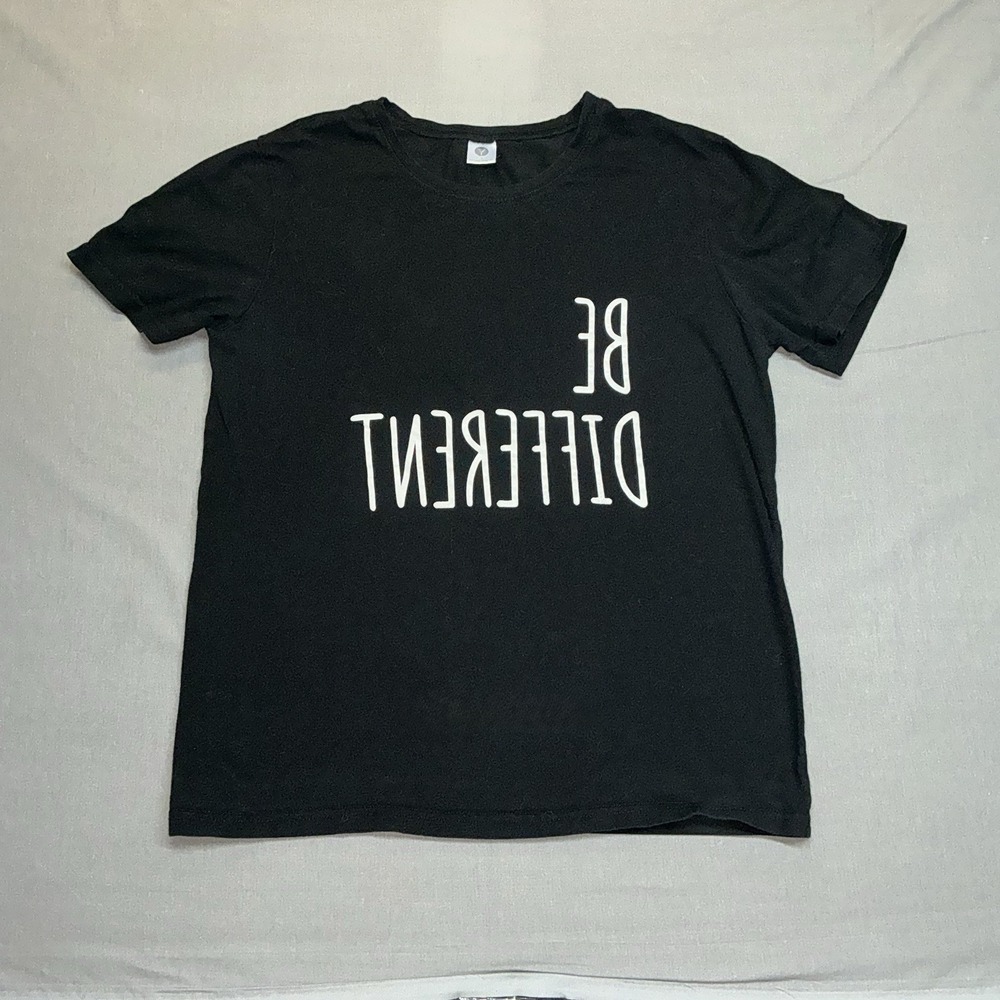 Be Different Reversed Type Size L Cotton Blend Women's Black T-Shirt Top